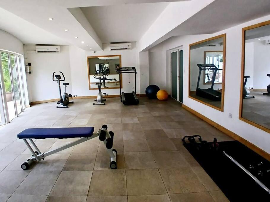 Seaside 3 Suites Penthouse With Pool Gym & Bbq Terrace كاب مالهيريوكْسْ المظهر الخارجي الصورة