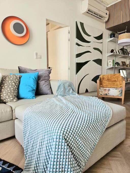 Seaside 3 Suites Penthouse With Pool Gym & Bbq Terrace كاب مالهيريوكْسْ المظهر الخارجي الصورة